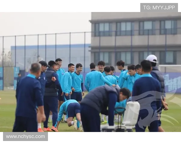 青岛海牛强势击败武汉三镇巩固保级优势展现顽强拼搏精神 青岛海牛强势击败武汉三镇巩固保级优势展现顽强拼搏精神